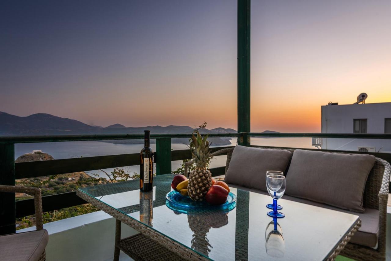 Melisses Sea View House Villa Plaka  Eksteriør billede