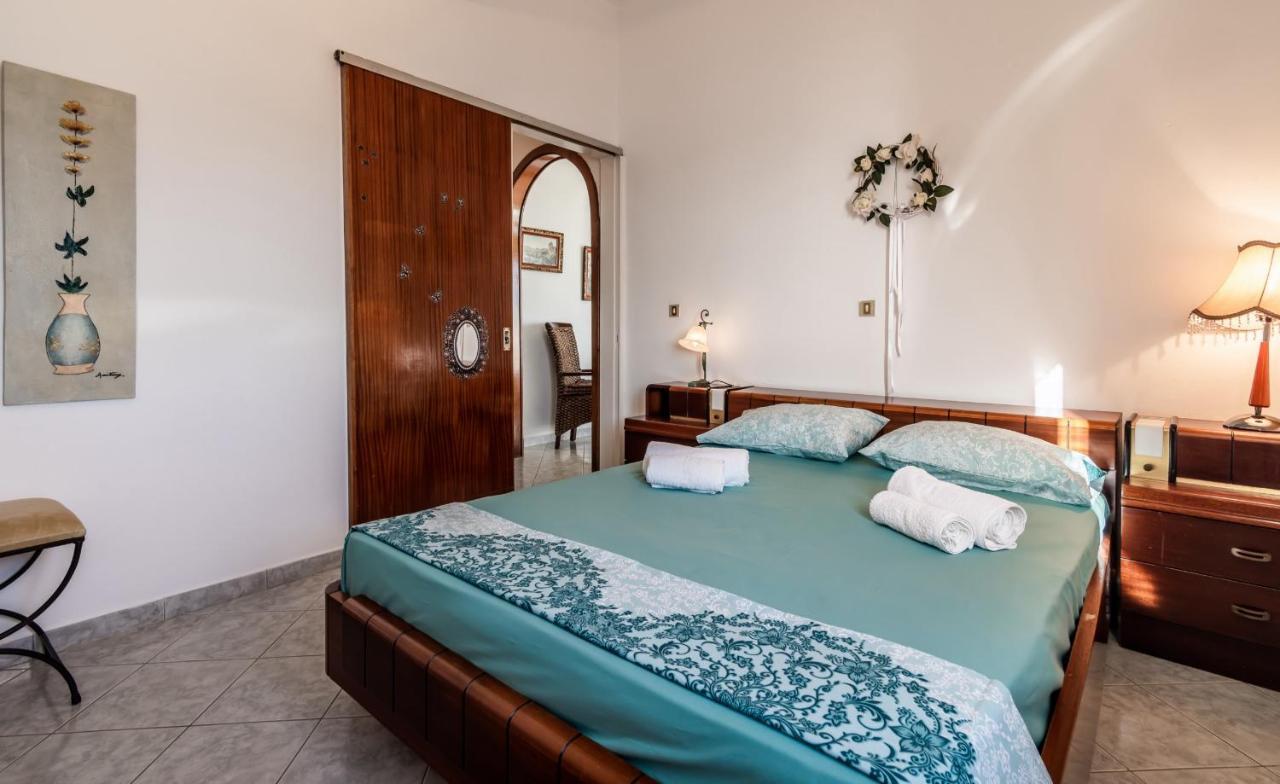 Melisses Sea View House Villa Plaka  Eksteriør billede